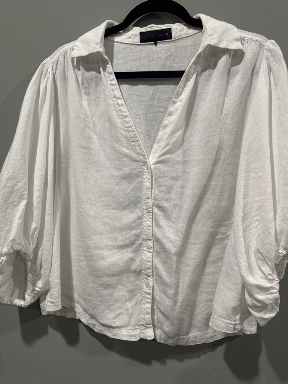 Zara White Women’s Casual Button-Down Shirt